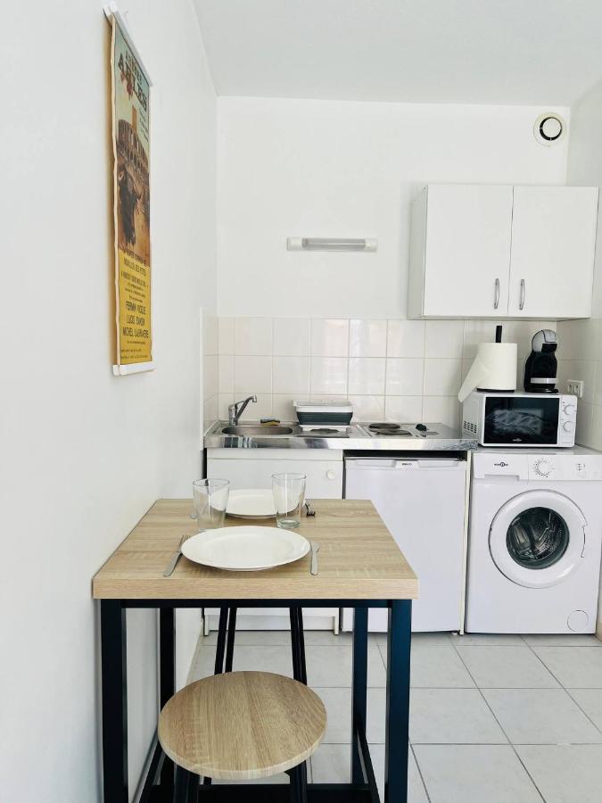 Studio Le 2, Free Parking, Free Wifi, Transports Nîmes Exterior foto